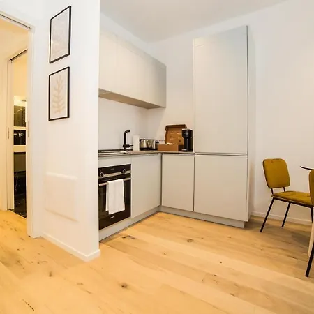 Chic Luxury Apartments-hosted By Sweetstay شقة *