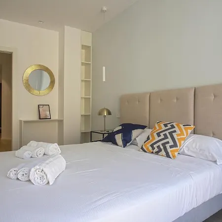 Chic Luxury Apartments-hosted By Sweetstay ميلان