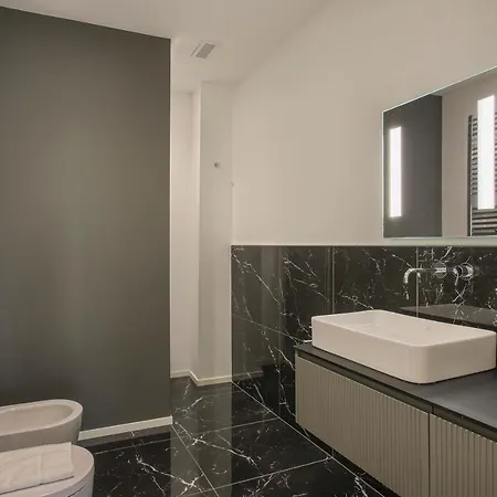 Chic Luxury Apartments-hosted By Sweetstay * ميلان