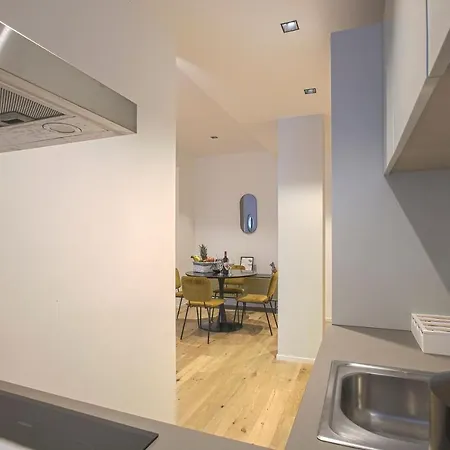 Chic Luxury Apartments-hosted By Sweetstay ميلان