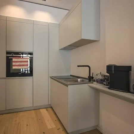 Chic Luxury Apartments-hosted By Sweetstay شقة