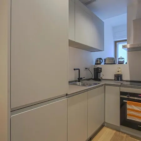 Chic Luxury Apartments-hosted By Sweetstay ميلان