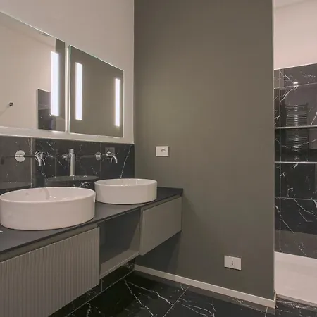 Chic Luxury Apartments-hosted By Sweetstay شقة